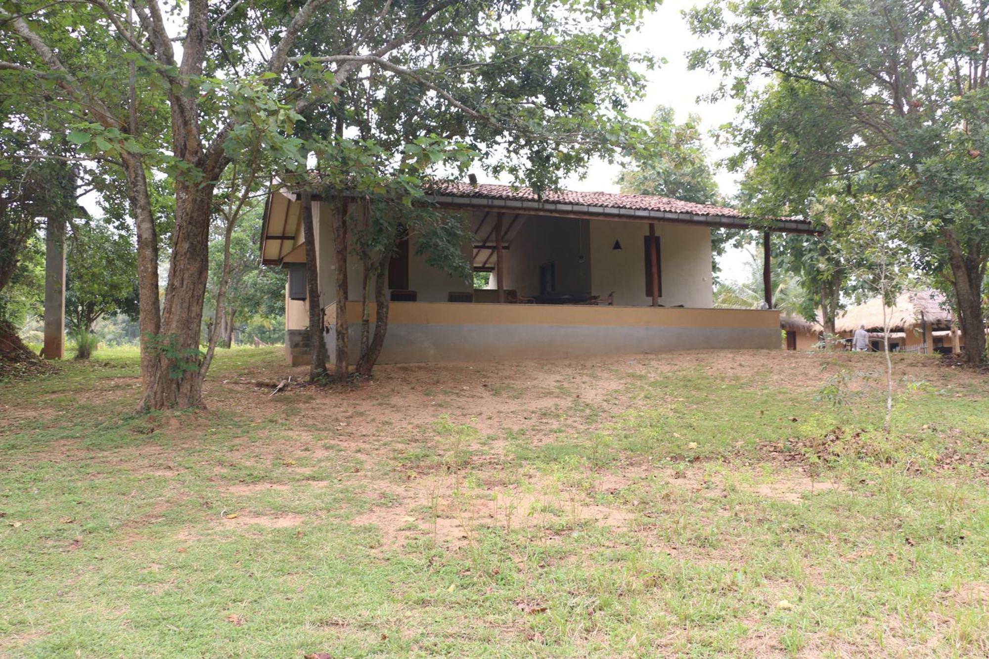 Villa Wildescape, Yala Blocks 3 & 5 Buttala Exterior foto